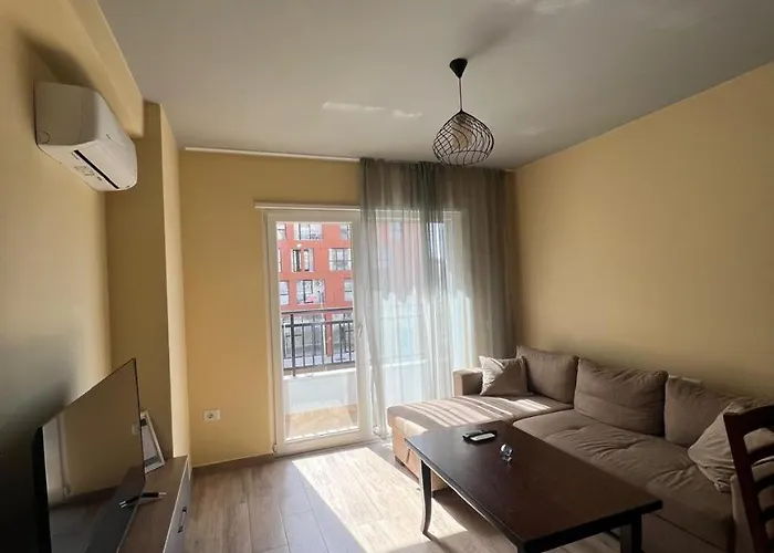 L-2 Astir Apartmán Tirana