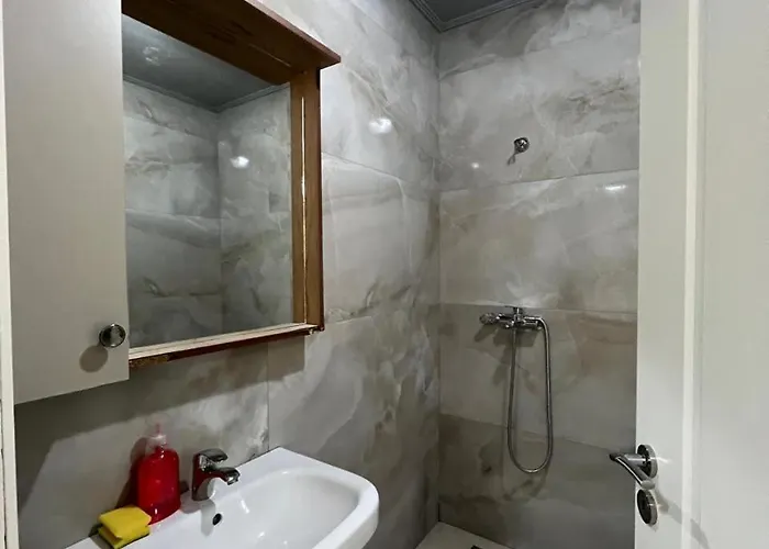 L-2 Astir Apartmán *